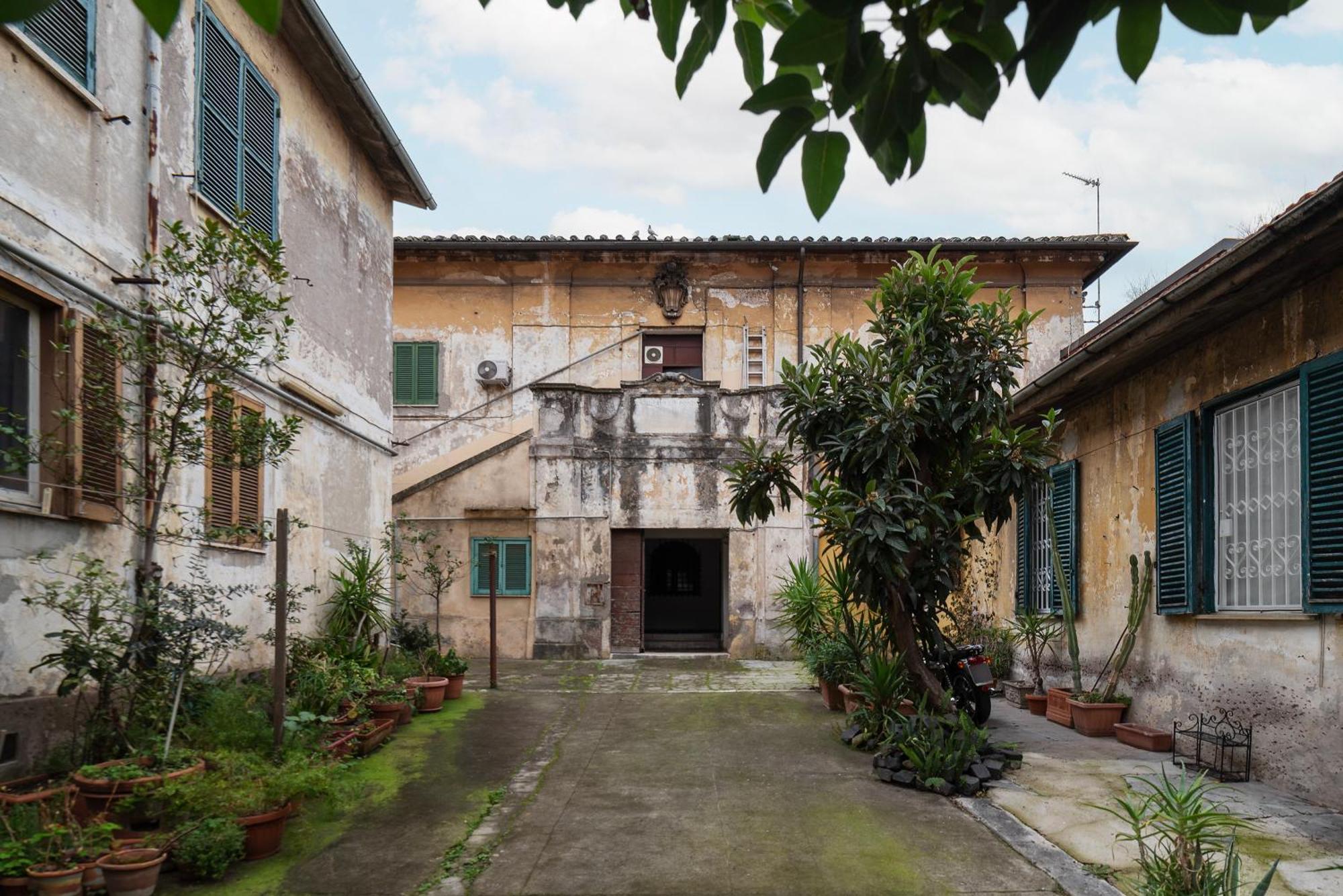 Mm Piramide Apartment Rom