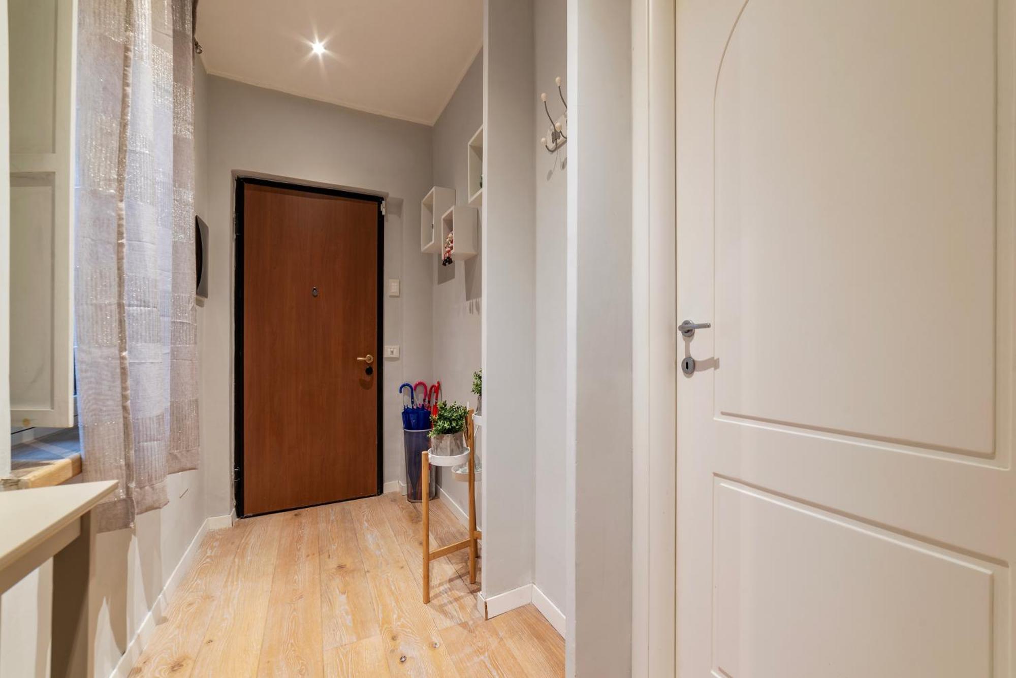 Apartment Mm Piramide Rom